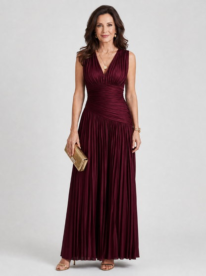 Theodolinde | Maxikleid in Bordeaux mit Plissee