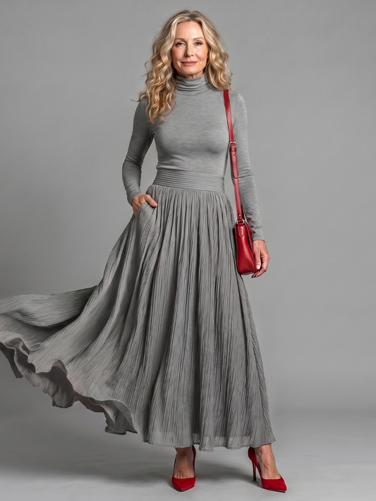 Gertrude | Kleid mit Rollkragen und Plisseerock
