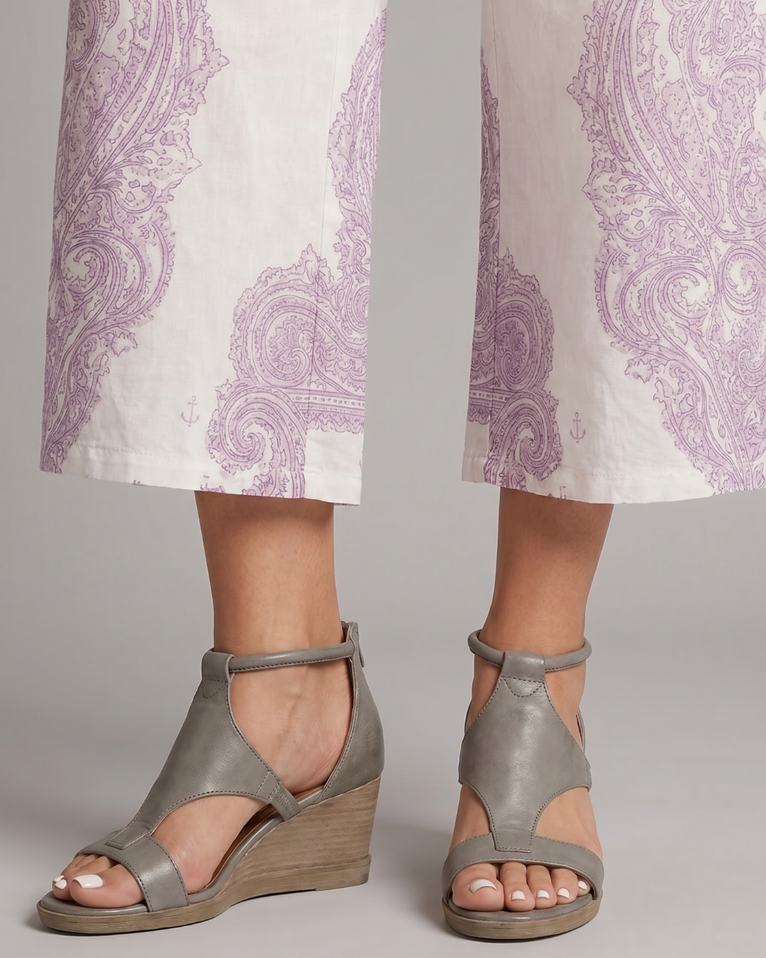 Frieda | Keilsandalette in Grau