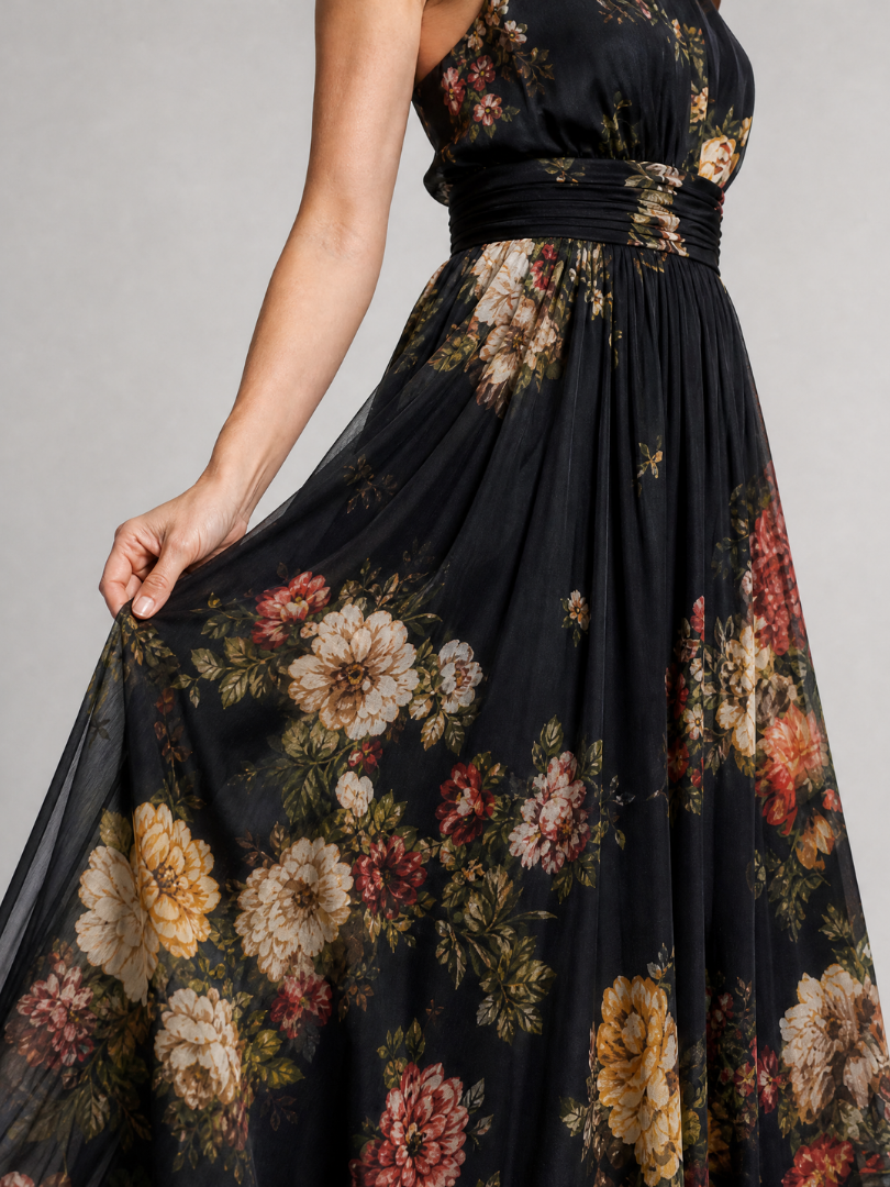 Roswitha-Luise | Maxikleid mit Rosendruck auf Schwarz