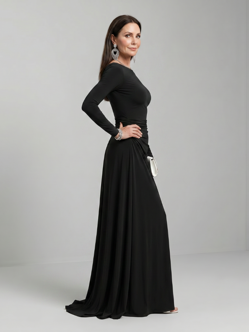 Sieglind | Maxikleid in Schwarz mit U-Boot-Ausschnitt