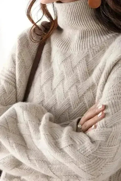 Anwen | Zopfmusterpullover in Elfenbein