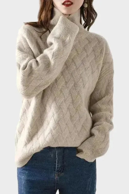 Anwen | Zopfmusterpullover in Elfenbein