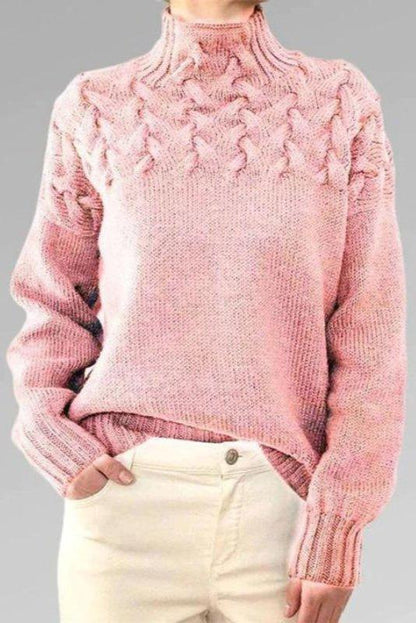 Alma | Brauner Rollkragenpullover mit Zopfmuster