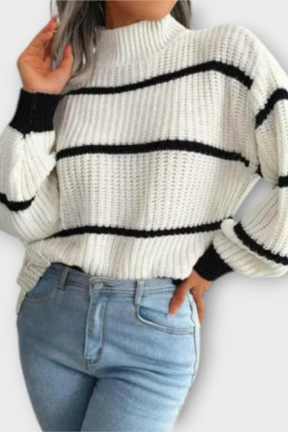 Alma | Olivgrüner gestreifter Strickpullover