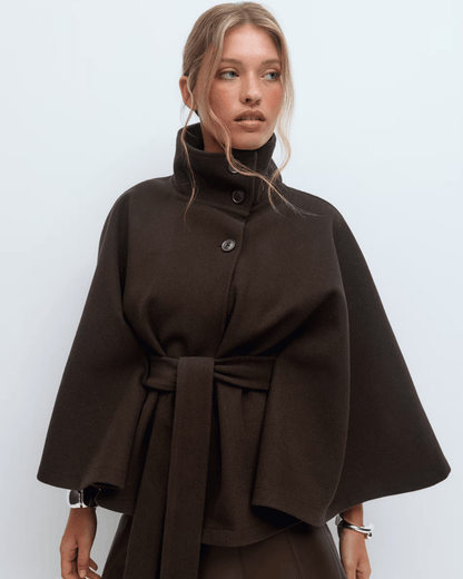 Amelia | Camelfarbener Cape-Mantel mit Gürtel