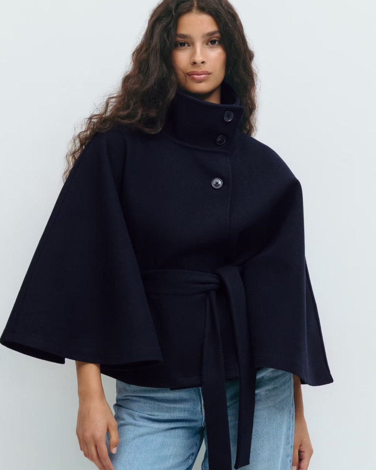 Amelia | Camelfarbener Cape-Mantel mit Gürtel
