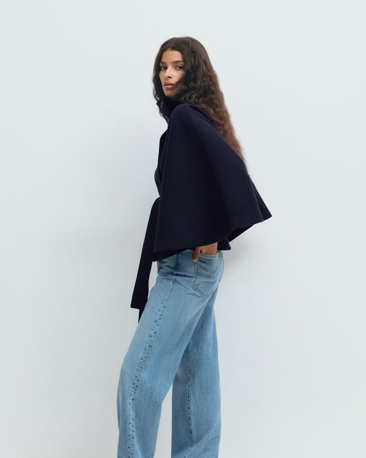 Amelia | Camelfarbener Cape-Mantel mit Gürtel