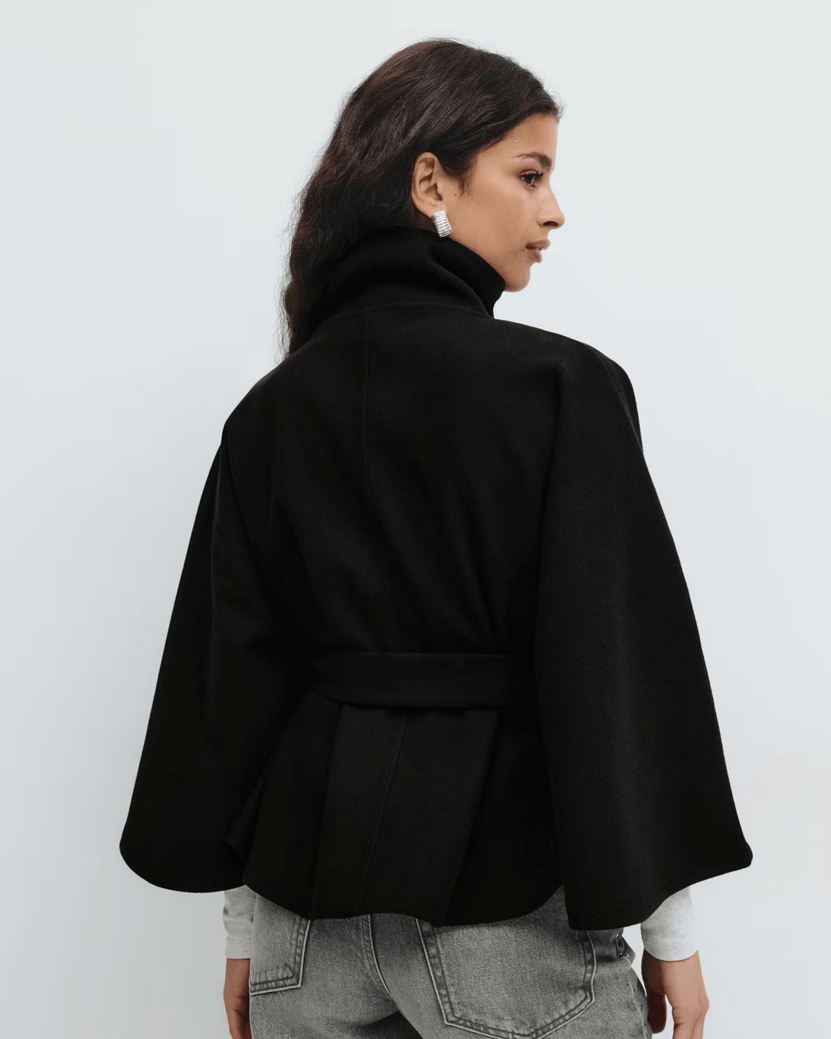 Amelia | Camelfarbener Cape-Mantel mit Gürtel