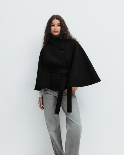 Amelia | Camelfarbener Cape-Mantel mit Gürtel