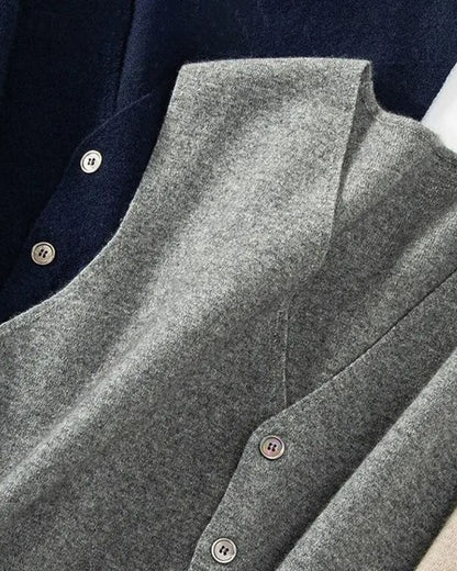 Anselm | Dunkelblaue Strickweste mit Knöpfen