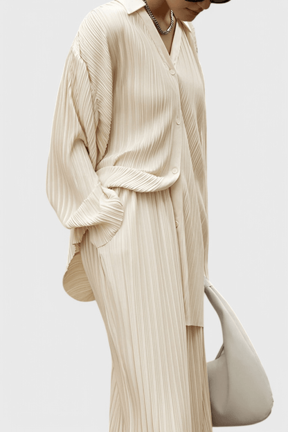 Augusta | Plissiertes Oberteil & weite Hose Set