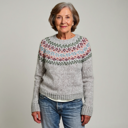 Brigitte | Strickpullover mit floralem Fair-Isle-Muster in Hellgrau