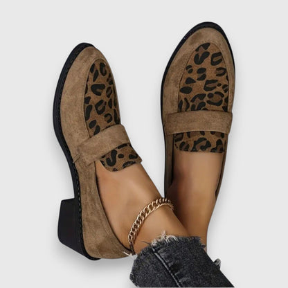 Barbara | Brauner Loafer mit Animalprint