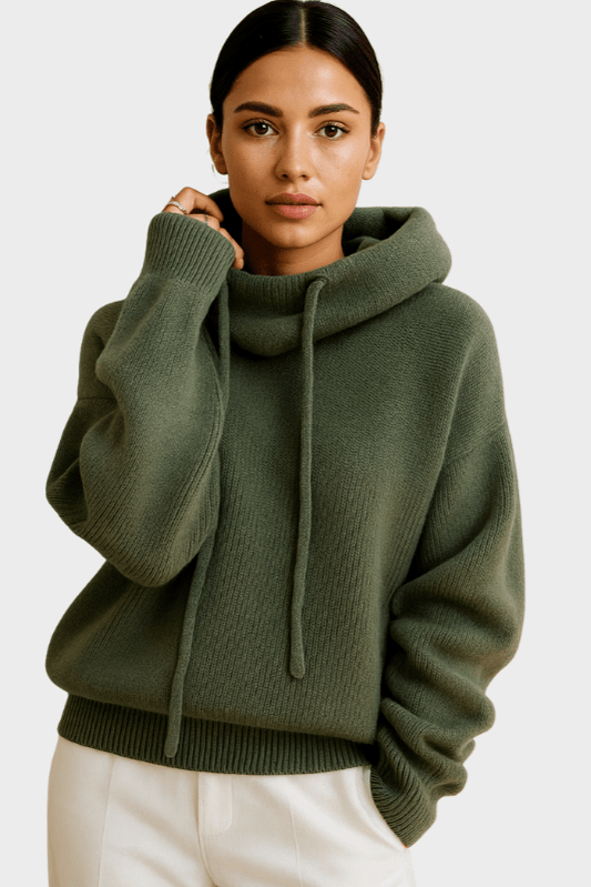 Carla | Strickpullover mit Kapuze in Olivgrün