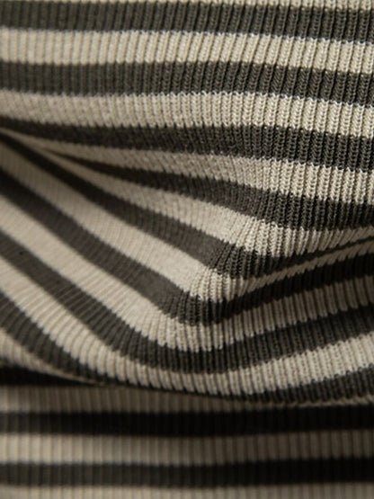 Konstantin | Dunkelblau gestreiftes Poloshirt