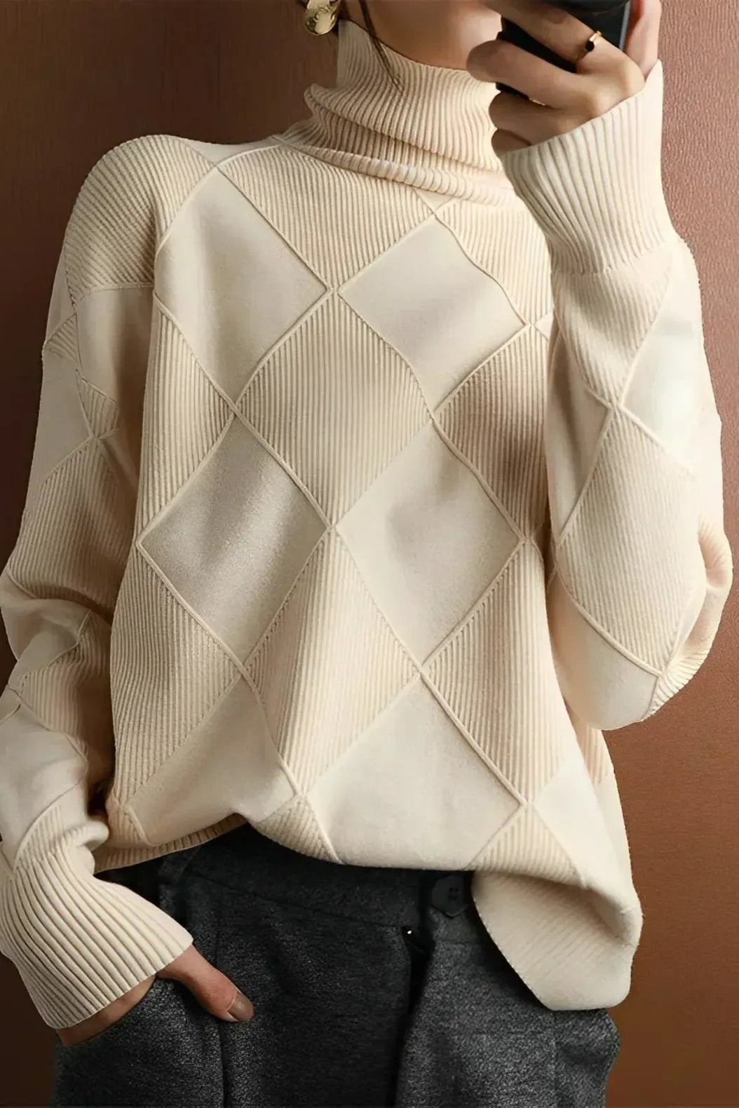 Ciara | Rollkragenpullover in Himbeerrot