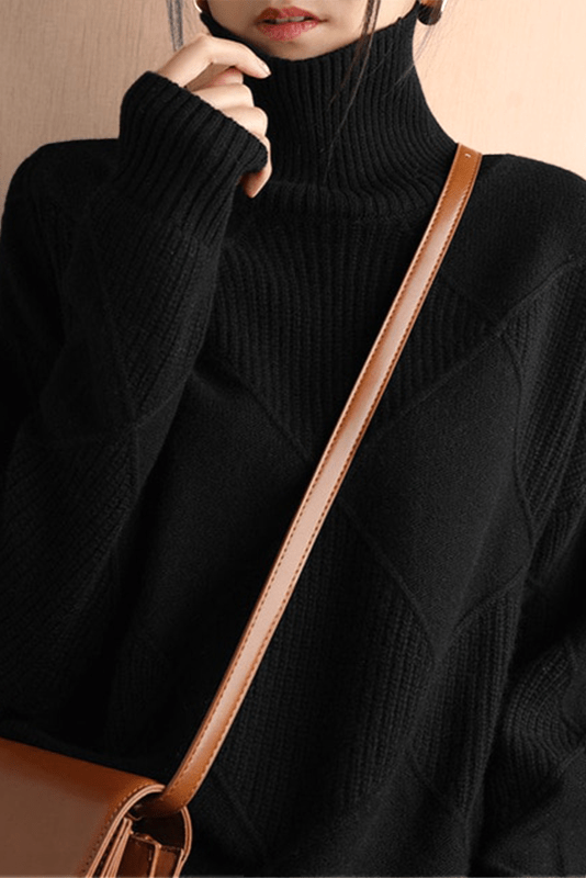 Ciara | Rollkragenpullover in Himbeerrot