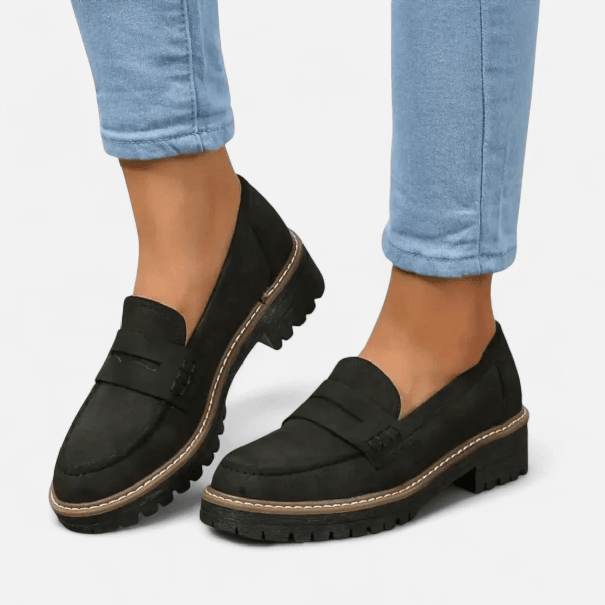 Diana | Schwarzer Loafer mit Profilsohle