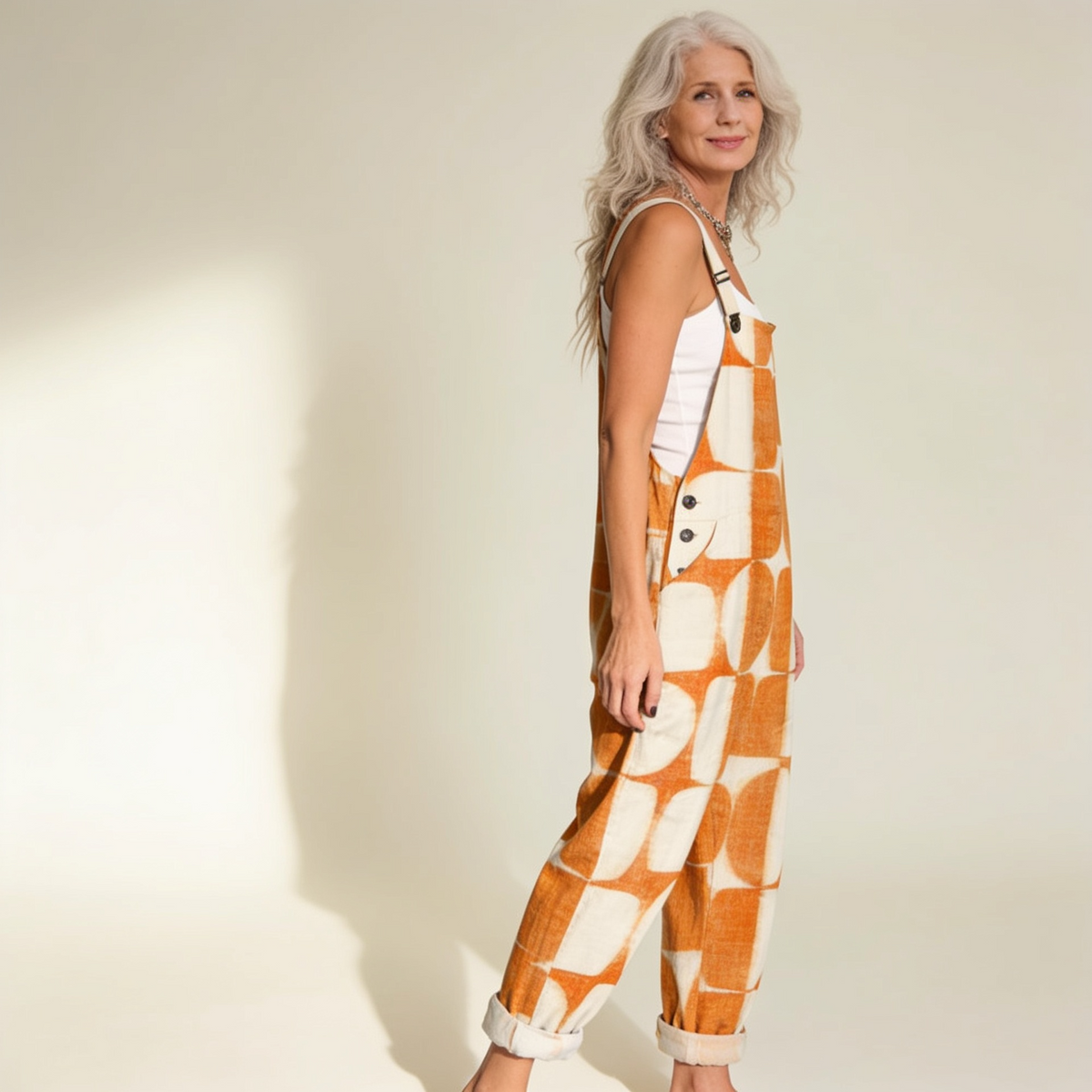 Henrike | Latzhose mit Retro-Kreismuster