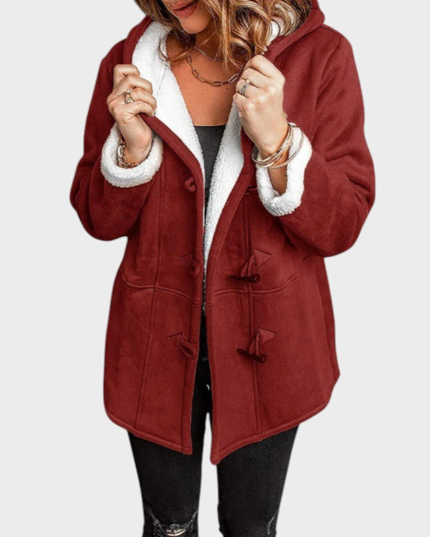 Ella | Roter Mantel in Lammfelloptik