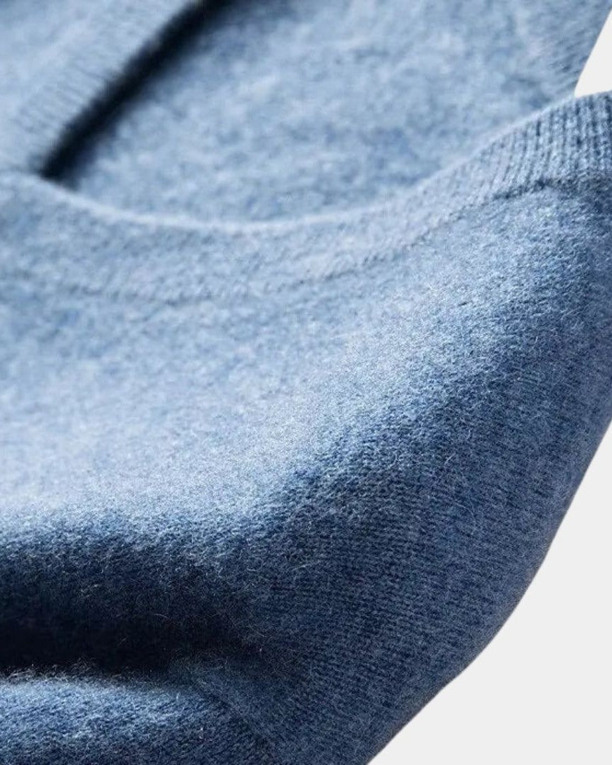 Edmund | Blauer Pullover mit V-Ausschnitt