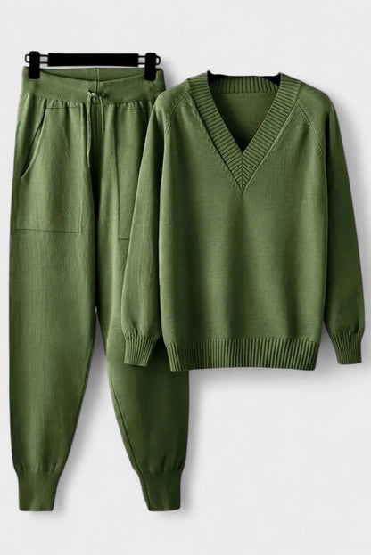 Pippa | V-Ausschnitt-Strickpullover & Hose Set