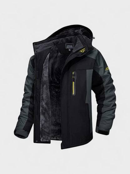 Finn | Grüne Outdoorjacke mit Kapuze