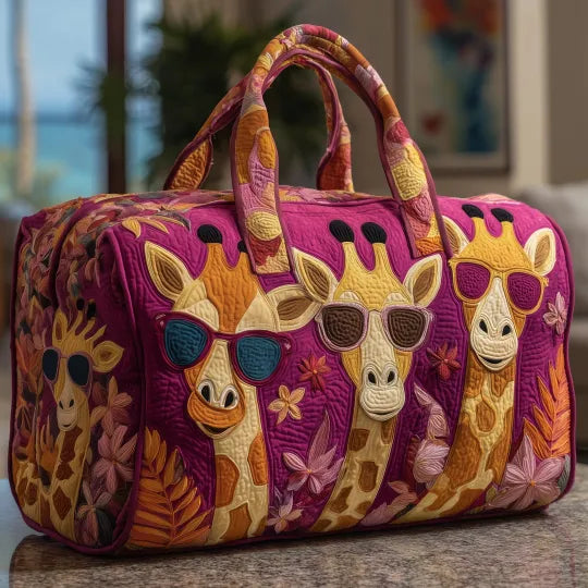 Yvonne | Gesteppte Reisetasche mit Motiv Giraffen mit Sonnenbrille