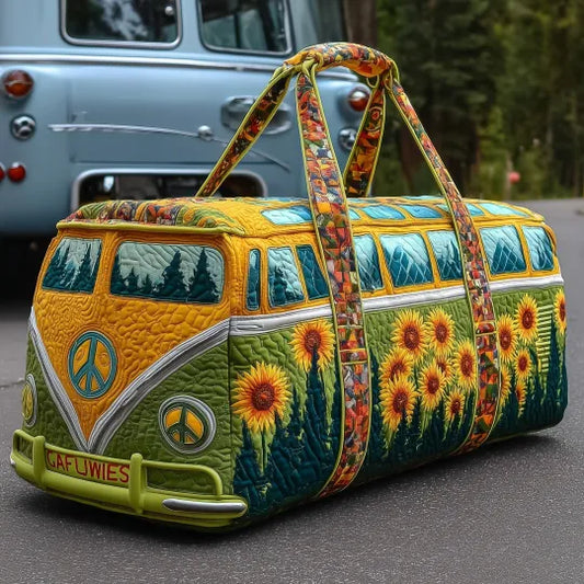 Emma-Luise | Gesteppte Reisetasche mit Motiv Campingbus mit Sonnenblumen