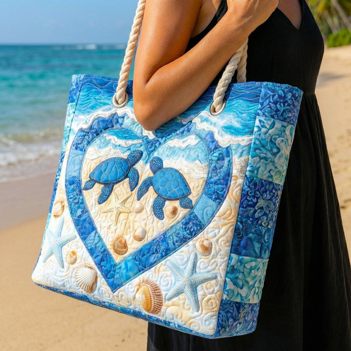 Nathalie | Gesteppte Strandtasche mit Motiv Schildkrötenherz