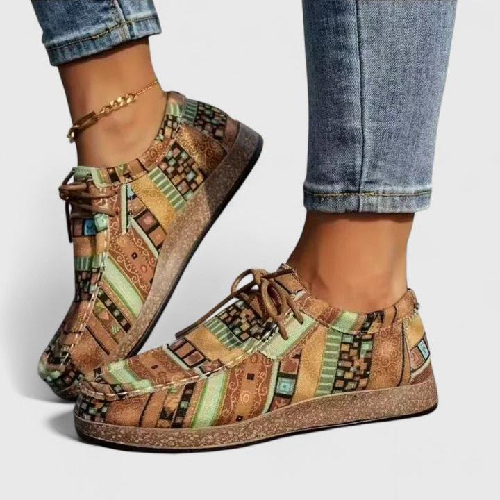 Helene | Gemusterter Komfort-Schnürschuh