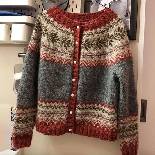 Gisela | Strickjacke mit Fair-Isle-Muster und Knopfleiste in Grau