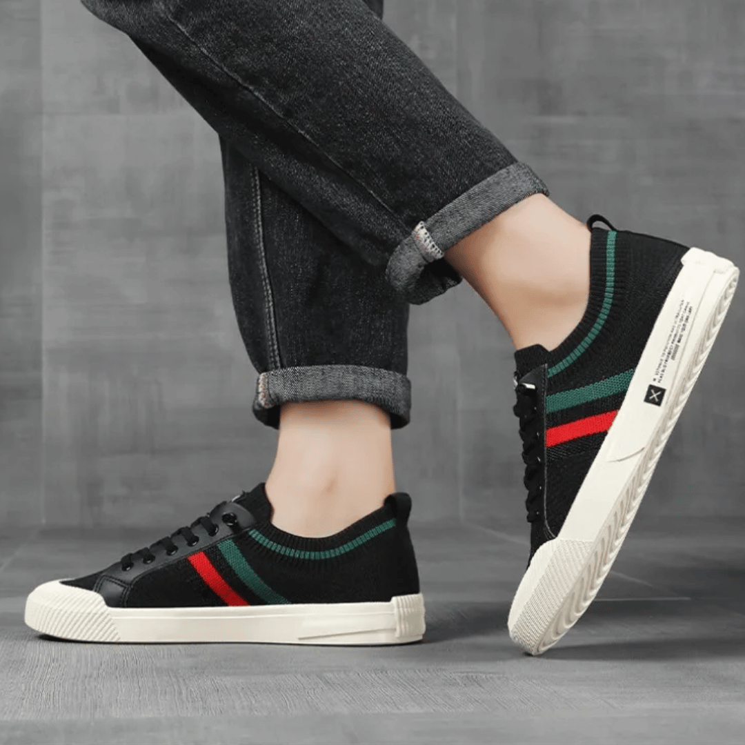 Jost | Gestreifte Strick-Sneaker