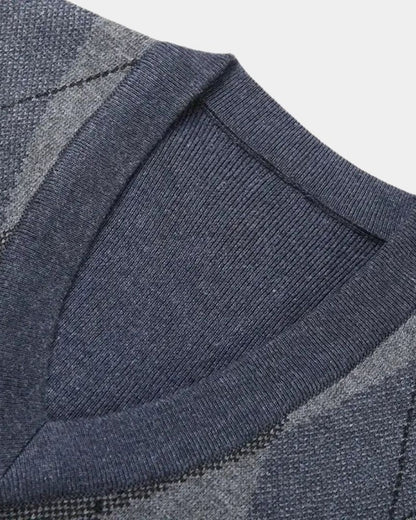 Jonathan | Grauer Argyle-Strickpullunder