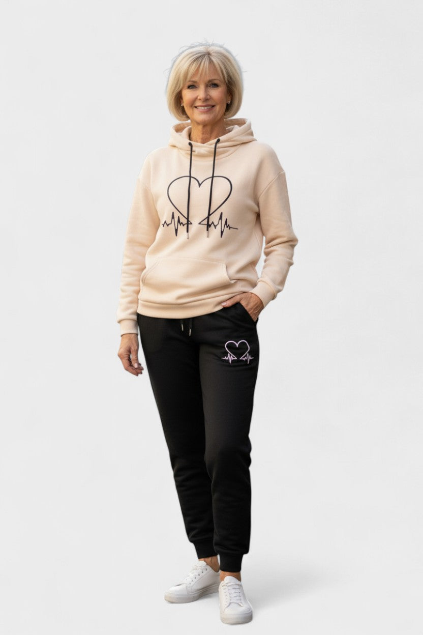 Josephine | Hoodie mit Herzmotiv & Jogginghose Set