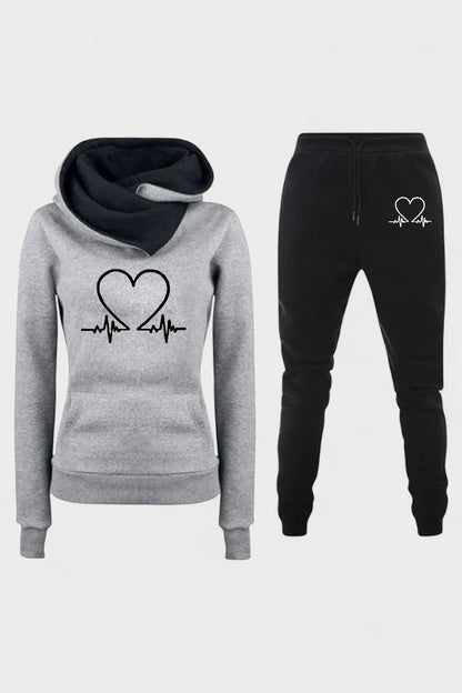 Josephine | Hoodie mit Herzmotiv & Jogginghose Set