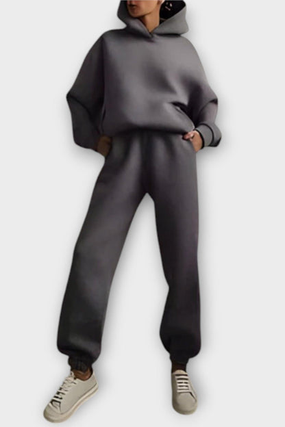 Carla | Lockerer Kapuzenpullover & Hose Set