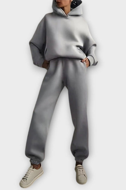 Carla | Lockerer Kapuzenpullover & Hose Set