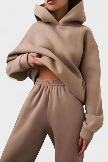 Carla | Lockerer Kapuzenpullover & Hose Set
