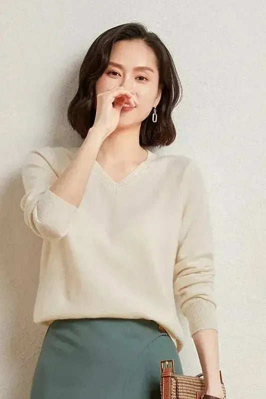 Catrin | Roter Pullover mit V-Ausschnitt