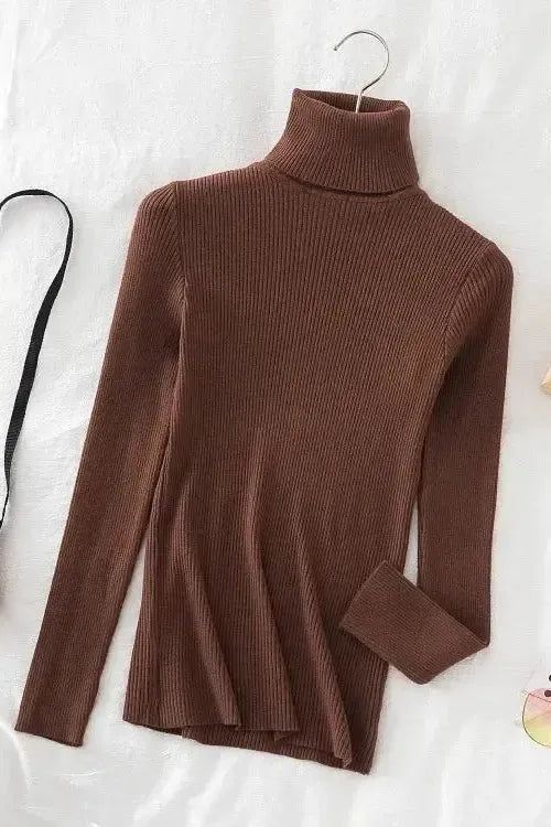 Kirsteen | Gerippter Rollkragenpullover in Elfenbein