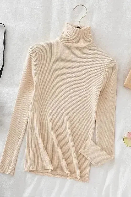 Kirsteen | Gerippter Rollkragenpullover in Elfenbein