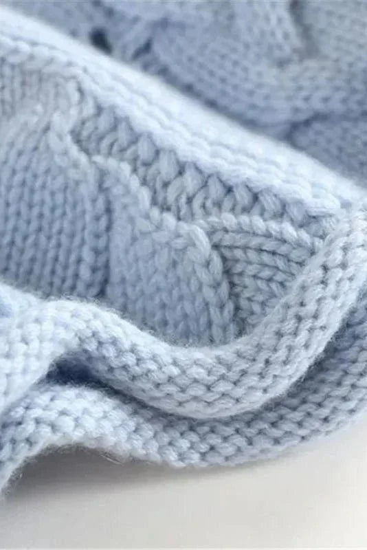 Kay | Blauer Rollkragenpullover mit Zopfmuster