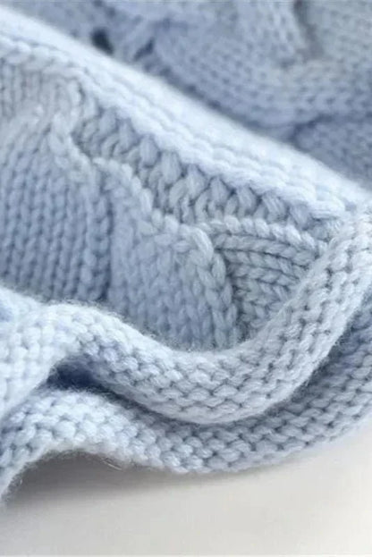 Kay | Blauer Rollkragenpullover mit Zopfmuster
