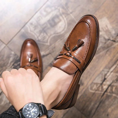 Cornelius | Loafer in Lederoptik mit Quasten