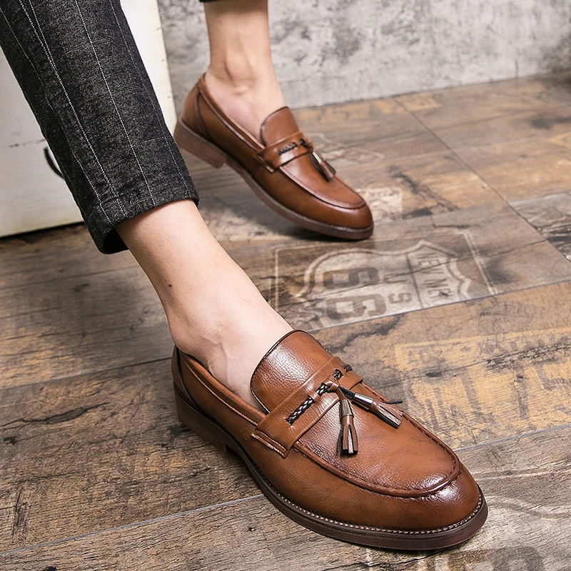 Cornelius | Loafer in Lederoptik mit Quasten