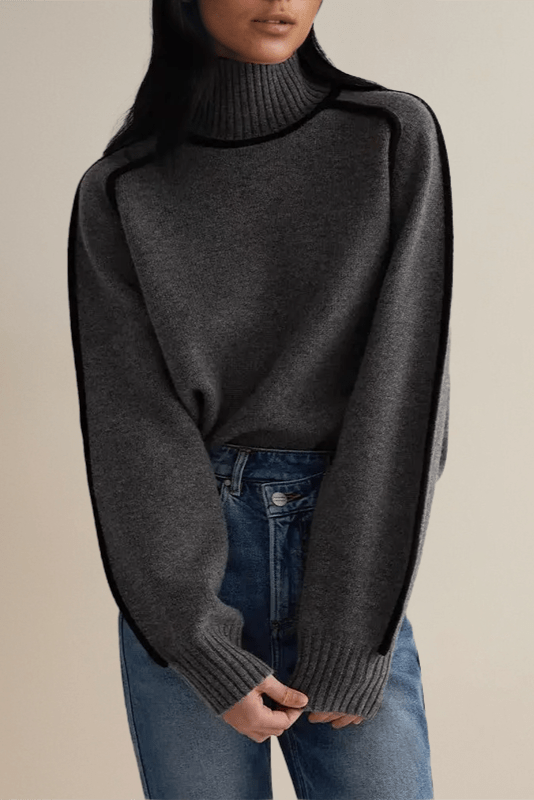 Lara | Cremefarbener Pullover mit Kontrastbesatz