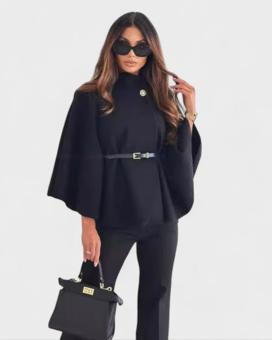 Lea | Schwarze Cape-Jacke mit Gürtel