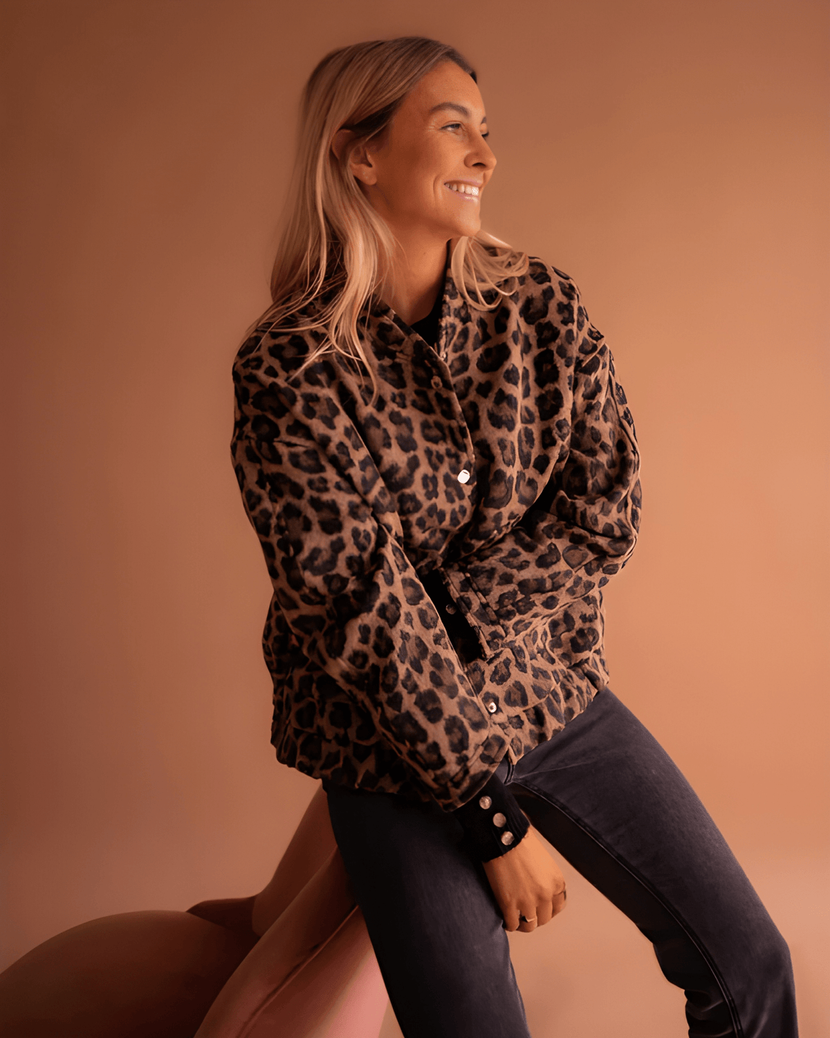 Leona | Bomberjacke mit Leopardenmuster